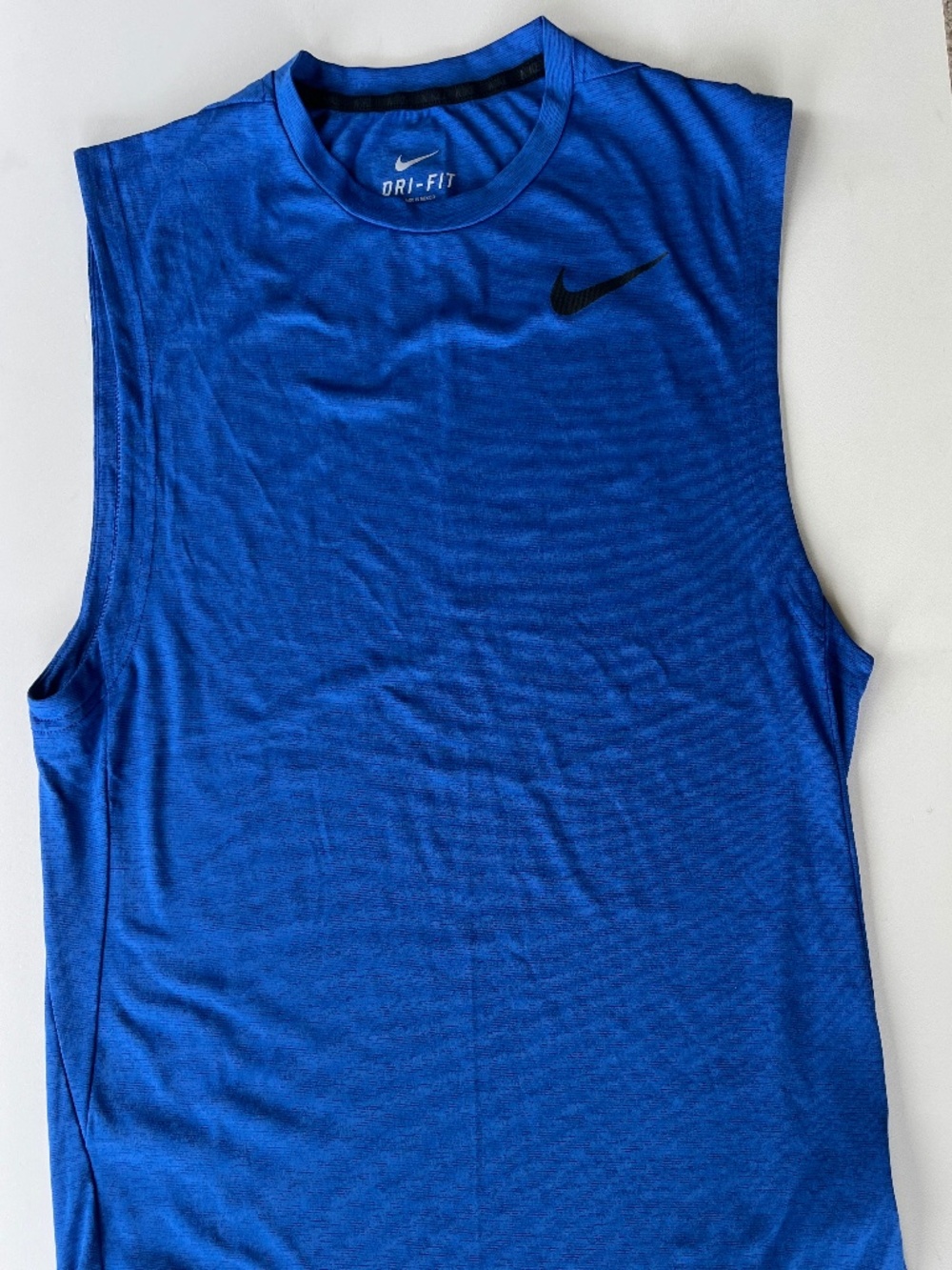 Nike Dri-Fit royal blue Men's Sleeveless Athletic Shirt sz Medium